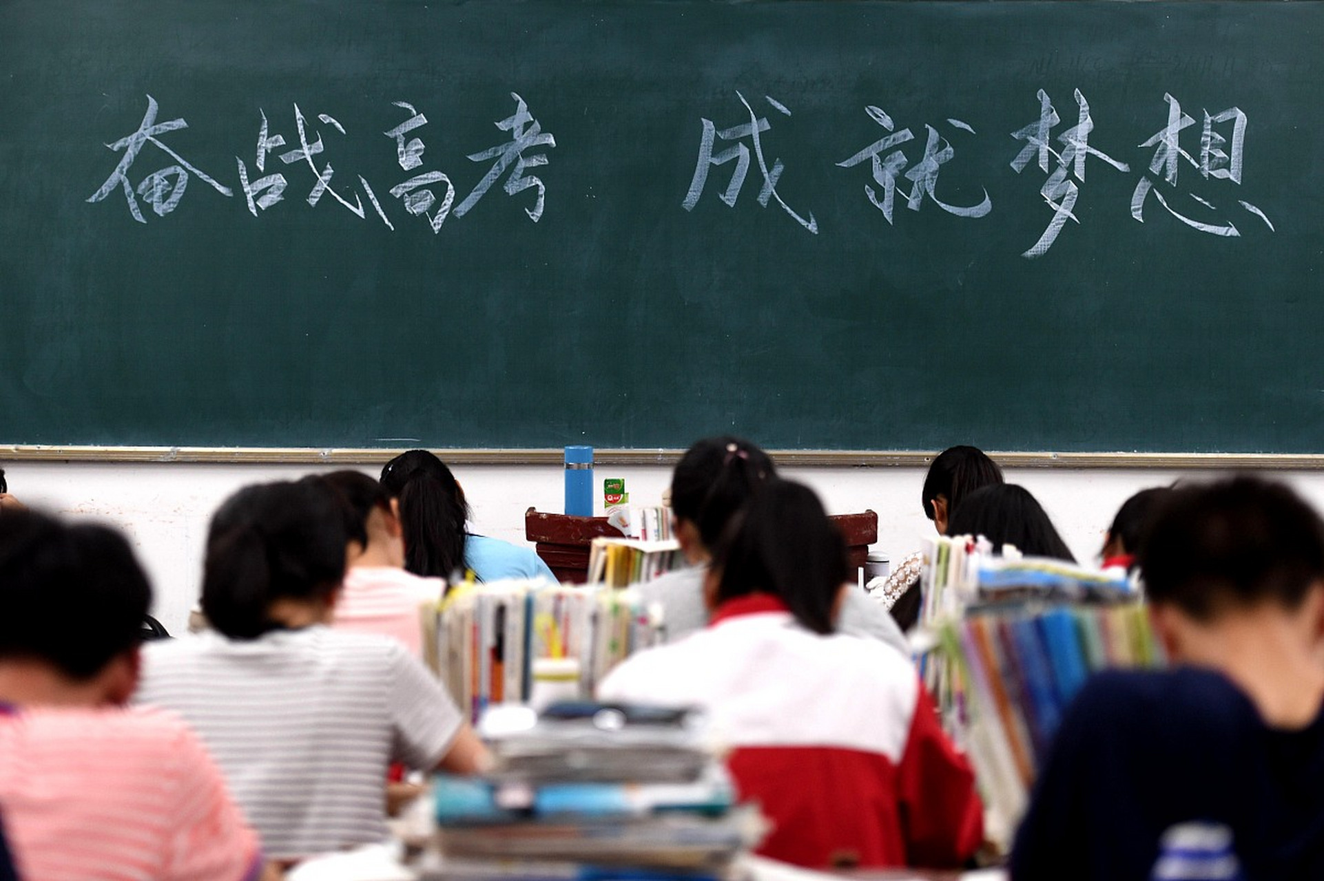 企业微信截图_17492688239999.png
